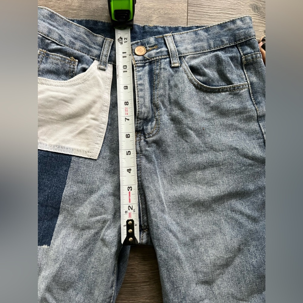 Size Medium Patchwork Jeans. - image 6